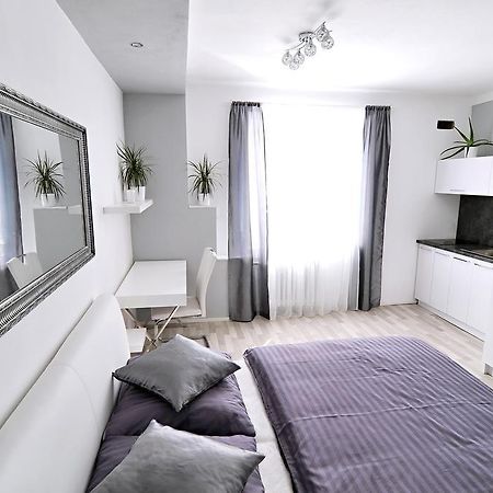 Avax Apartment Liberec Eksteriør bilde