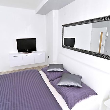 Avax Apartment Liberec Eksteriør bilde
